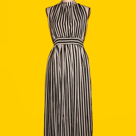 CHERRYVILLE sleeveless maxi dress - Picture 2 of 6